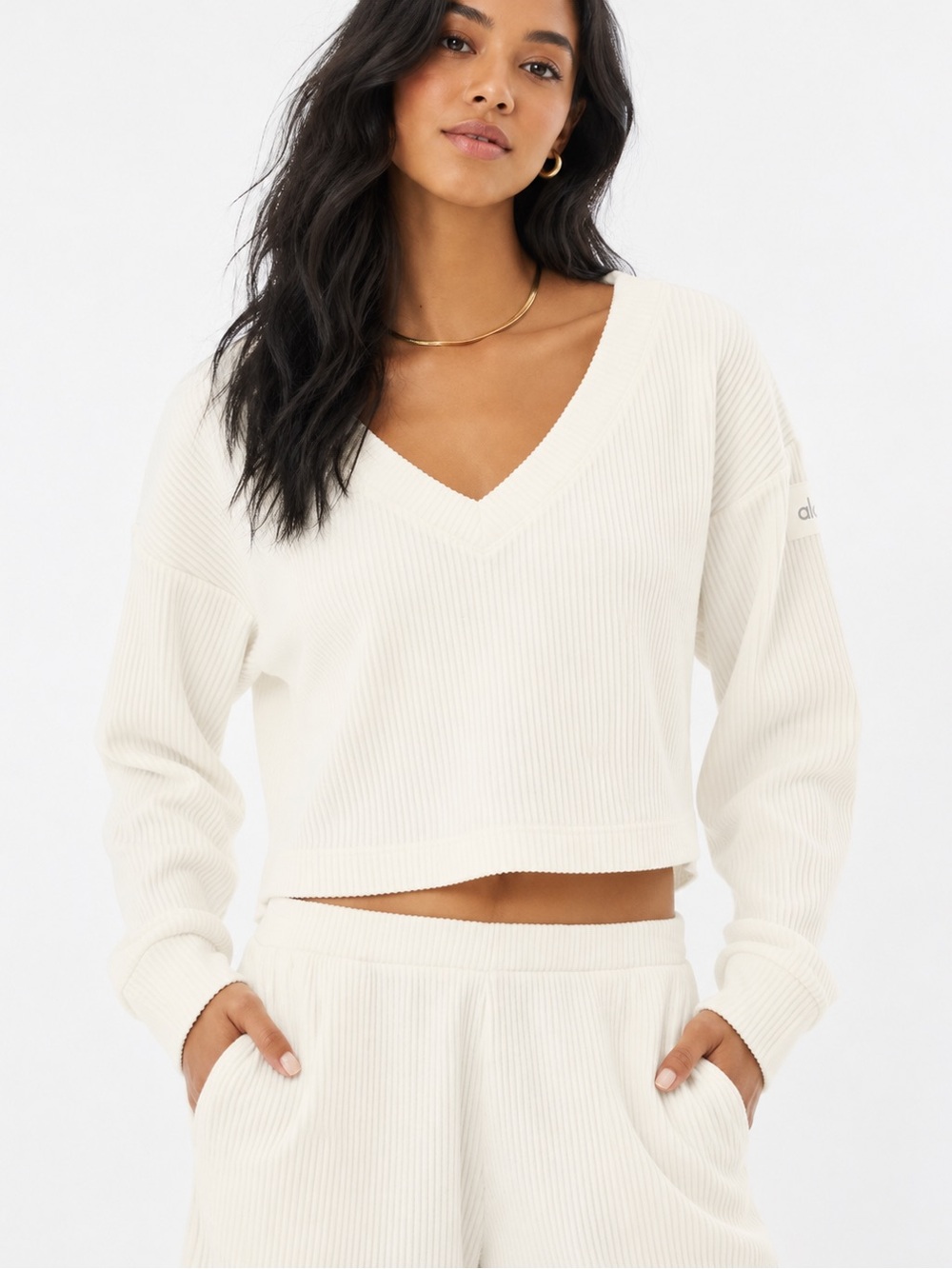 Alo Yoga Muse Ribbed Crop Pullover Cream V-Neck Long Sleeve Sweater